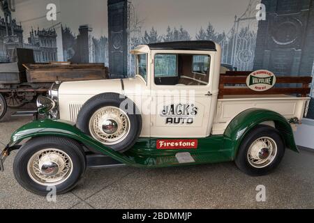 1930 Ford Model EIN Pick-up auf dem Display in der Bill Richardson's Transport World in Invercargill, Neuseeland. Stockfoto