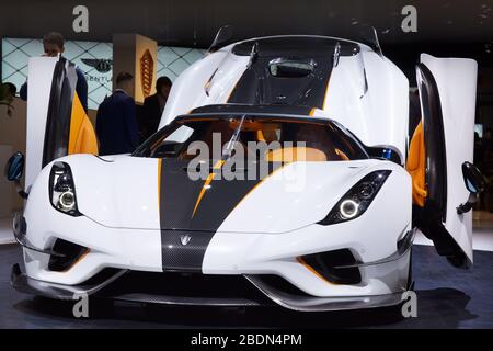 GENF, SCHWEIZ - 6. März 2018: Koenigsegg Regera in Koenigsegg Automotive Ausstellungsgelände in der 88. Genfer Automobilausstellung in Palexpo Stockfoto