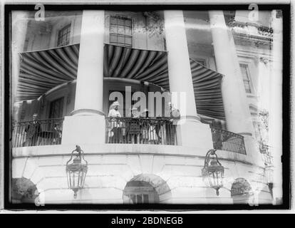 Harding & Mrs. H., Easter Egg Rolling, 1921, 3-28-21 Stockfoto