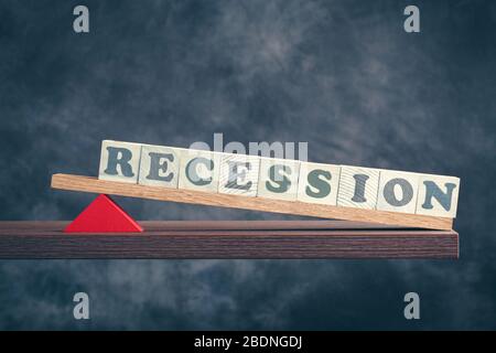 Rezession in Buchstaben geschrieben Stockfoto