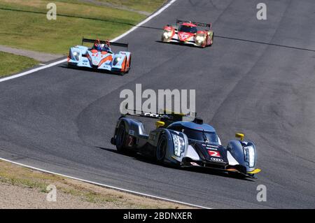 Imola, Italien 3. Juli 2011: Audi R18 TDI 2011 LMP1 des Teams Audi Sport Team Joest im Einsatz von Allan McNish und Tom Kristensen. Stockfoto