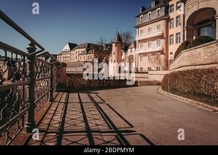 LUXEMBURG STADT / APRIL 2020: Leere Innenstadt in Zeiten von Coronavirus globaler Notlage Stockfoto