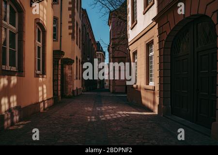 LUXEMBURG STADT / APRIL 2020: Leere Innenstadt in Zeiten von Coronavirus globaler Notlage Stockfoto