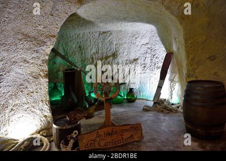 Alte Höhlen der Sciacca Sizilien Stockfoto