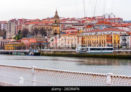 Puente Colgante de Bizkaia con Portugalete al fondo. Bizkaia. País Vasco. España Stockfoto