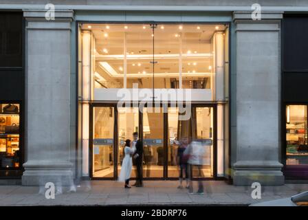 Luxury Premium West End Retail Selfridges Department Store, 400 Oxford St, London W1A 1AB von Daniel Burnham für Harry Gordon Selfridge Francis Swales Stockfoto