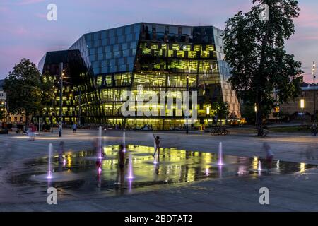 Universitätsbibliothek Freiburg, Neubau, am Platz der UniversitŠt, Freiburg im Breisgau, Deutschland, Stockfoto