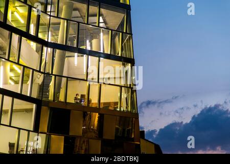 Universitätsbibliothek Freiburg, Neubau, am Platz der UniversitŠt, Freiburg im Breisgau, Deutschland, Stockfoto