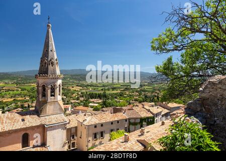 Kirche in Saint-Saturnin-lès-Apt, Provence-alpes-cote D'azur, Frankreich Stockfoto