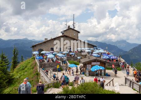 Adlernest (klassische Ansicht von der Ostseite), Berchtesgaden, Bayern, Deutschland. Stockfoto
