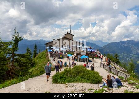 Adlernest (klassische Ansicht von der Ostseite), Berchtesgaden, Bayern, Deutschland. Stockfoto