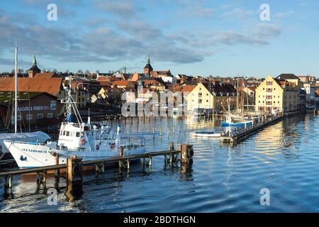 Svendborg Hafen von der Fähre an einem sonnigen Wintertag, Dänemark Stockfoto