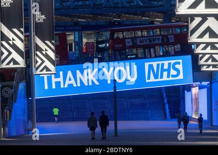 09. April 2020. London, Großbritannien. Wembley Park ehrt die Bemühungen der Mitarbeiter des National Health Service gegen den Ausbruch des Coronavirus. Stockfoto