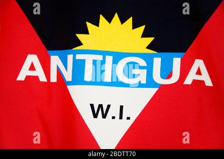 Antigua & Barbuda Nationalflagge auf einem teeshirt, St. Johns City, Antigua Island, Antigua & Barbuda, Kleinantillen, Karibik Stockfoto