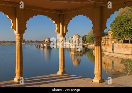 Gadisar Lake Jaisalmer Rajasthan Indien Stockfoto
