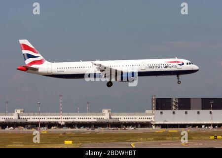 G-EUXH British Airways Airbus A321-200, fotografiert in Malpensa (MXP / LIMC), Mailand, Italien Stockfoto