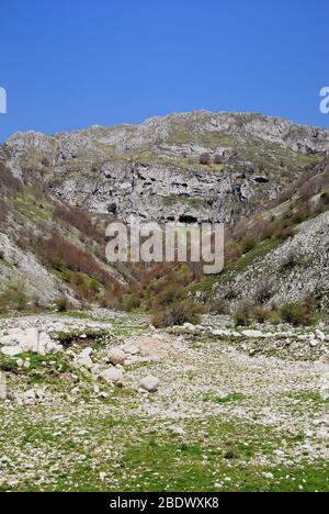 Der Matese Berg. Die Matese ist eine Kette von Bergen im südlichen Apennin, Süditalien. Stockfoto