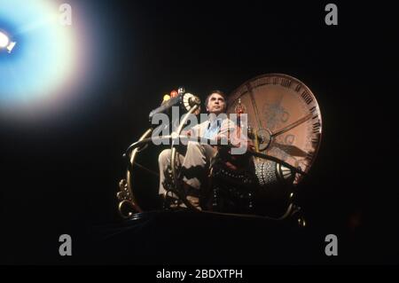 Carl Sagan am Set von "Kosmos" Stockfoto