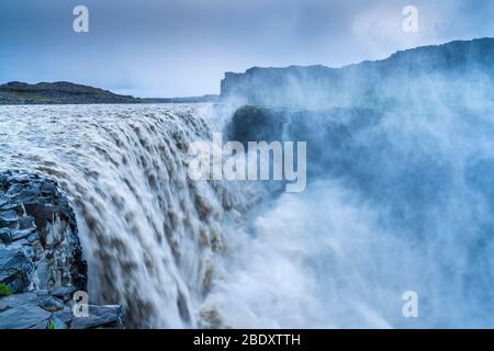 Dettifoss am Fluss Jökulsá á Fjöllum von der East Side, Vatnajökull Nationalpark, Nordostregion, Island Stockfoto