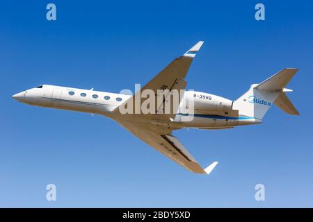 Guangzhou, China – 24. September 2019: Midea Gulfstream G550 Flugzeug am Flughafen Guangzhou (CAN) in China. Stockfoto