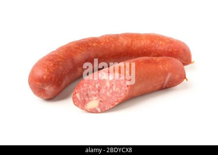 Geräucherte Würste Nahaufnahme isoliert auf weißem Hintergrund Stockfoto