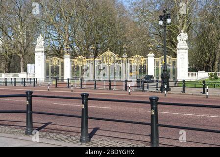 Canada Gate, leere Straßen Londons inmitten des Ausbruchs der Covid 19. Stockfoto