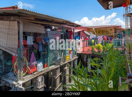 Baracken auf Chew Jetty, einem der chinesischen Clan-Anlegestellen, Weld Quay, George Town, Penang, Malaysia Stockfoto