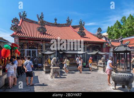 Tempel der Göttin der Barmherzigkeit (Kuan Yin Teng), Kolonialbezirk, George Town, Penang, Malaysia Stockfoto