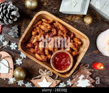 Gebratene Nuggets mit süßem Chili Stockfoto