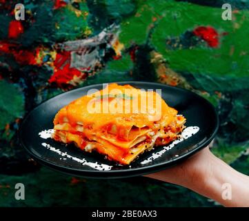 Pfannkuchen mit geschmolzenem Käse Stockfoto