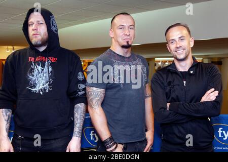 Behemoth betagte bei einem Treffen und Begrüßung an der FYE in Philadelphia, Pa am 6. Mai 2012 Quelle: Scott Weiner/MediaPunch Stockfoto