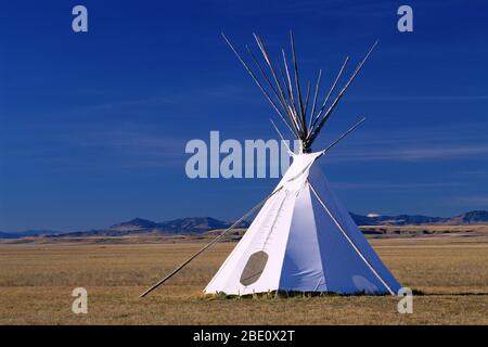 Tipi, Ulm Pishkun State Park, Montana Stockfoto