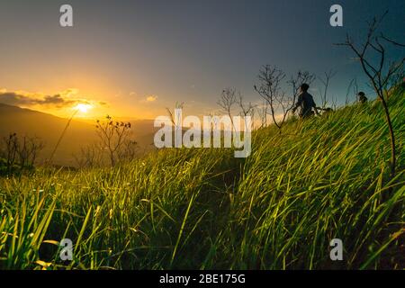 Sonnenaufgang am Broga Hill Park, Semenyih Selangor Stockfoto