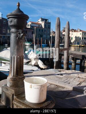 Mittelalterliche Wasserpfeife in Venedig Stockfoto