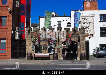 Dublin / Irland - 03 Aug 2013: Brazes Headpub in Dublin, Irland Stockfoto