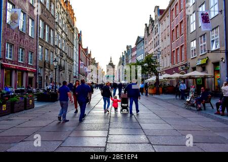 Spaziergang entlang des Long Market Stockfoto