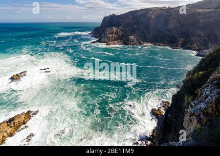 Knysna Heads schmaler Meereseingang in Knysna Lagune Südafrika Stockfoto