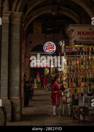 Mumbai, Indien - 26. Januar 2020: Burger King Restaurant Exterior - Schild in der Nähe der wichtigsten CST-Station Stockfoto