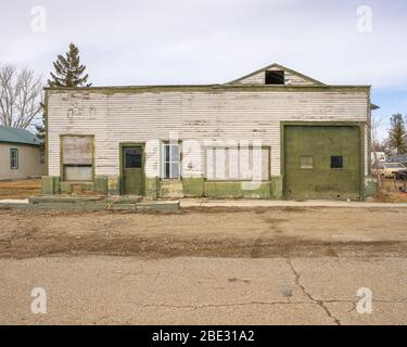 Abgebrochene Tankstelle in Champion, Alberta, Kanada Stockfoto