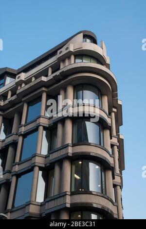 Eckfenster aus Stein Verkleidung Beleuchtung 1 Threadneedle Street, Cornhill, London EC2R von Woods Bagot Architects Stockfoto