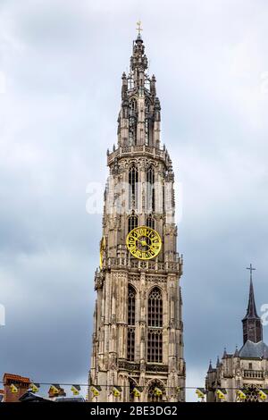 Kathedrale unserer Lieben Frau Uhrturm, Antwerpen, Belgien Stockfoto