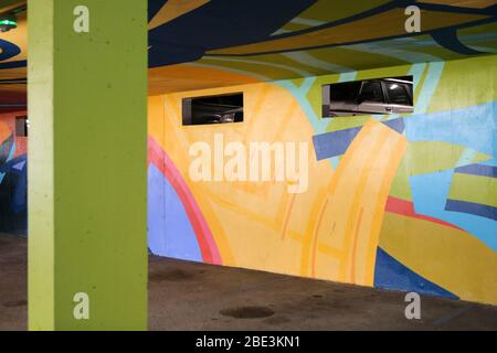 Parken im Souterrain. Saint-Gervais-les-Bains. Haute-Savoie. Frankreich. Stockfoto