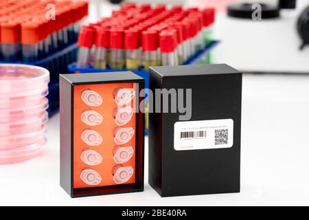 Testkit für Covid-19-Antikörper. Stockfoto