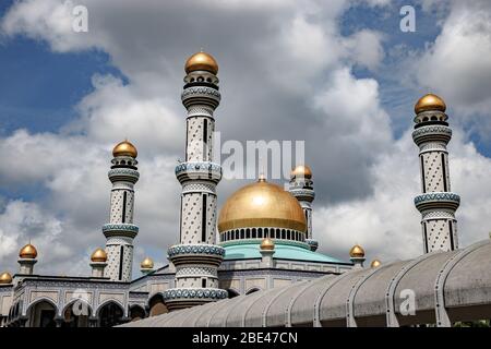 Moschee Jame' ASR Hassanil Bolkiah am Mittag im Ramadan Stockfoto