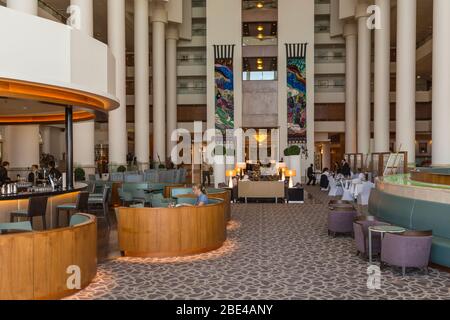 Die Innenlobby des David Intercontinental Hotel in Tel Aviv, Israel, Naher Osten. Stockfoto