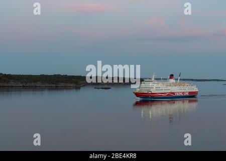 Die Fähre Rosella der Viking Line kommt in Mariehamn auf den Ålands Inseln an. Stockfoto