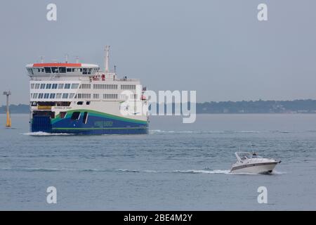 Die Fähre Victoria of Wight kommt nach Portsmouth. Stockfoto