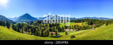 Fantastischer Oktobertag in den südlichen Allgäuer alpen bei Oberstdorf Stockfoto