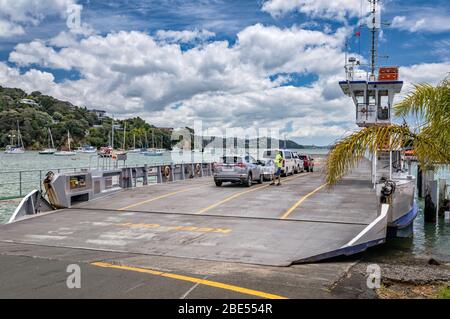 Fährschiff bei Fähranlegestelle in Opua, Bay of Islands, Northland Region, Nordinsel, Neuseeland Stockfoto