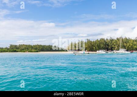 Wunderschöne Strände und kristallklare Lagune von versteckten Paradies Mauritius Stockfoto